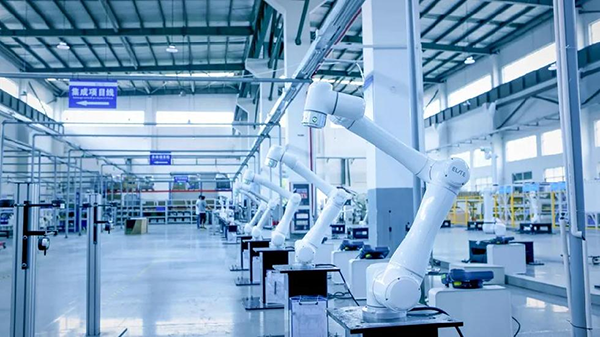 kaiyun开云中国协作手臂，满足汽车行业复杂工艺需求