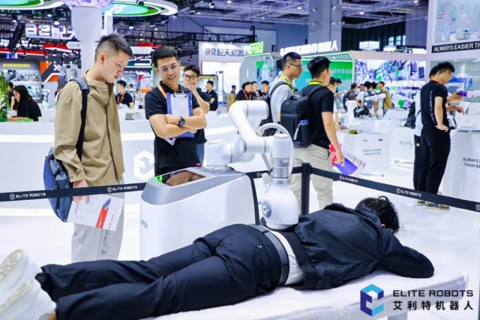 kaiyun开云中国奥方智能磁疗机器人